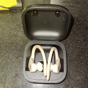 Power Beats Pro Headphones